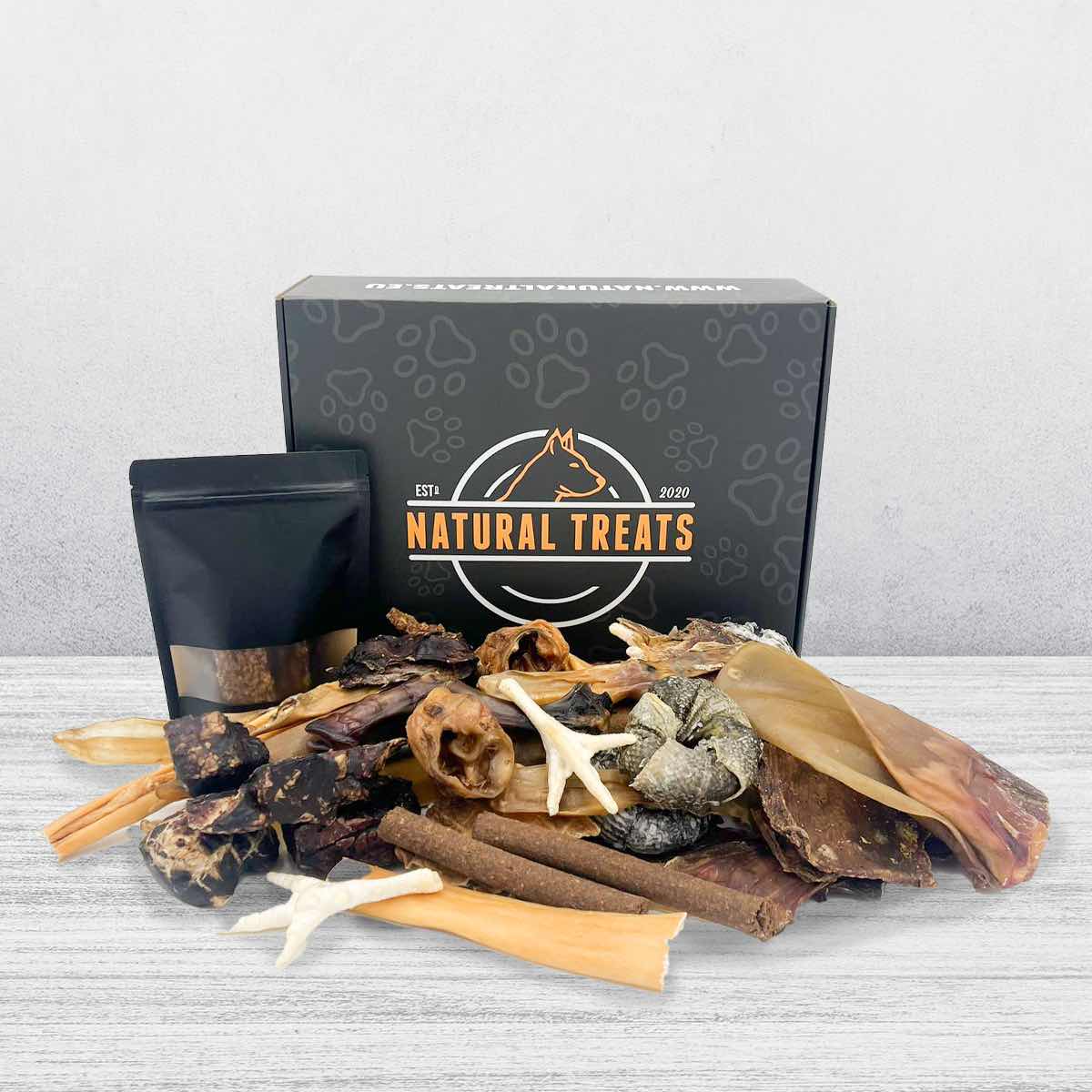 Natural treats club box standard size